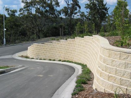 keyed block retaining wall | allanblock.com