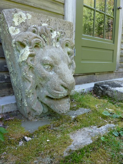 concrete lion