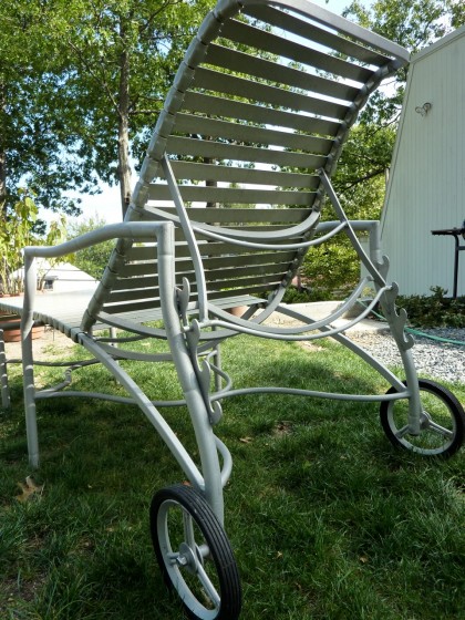 brimfield | lounger back view