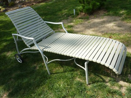 brimfield score | lounger side view