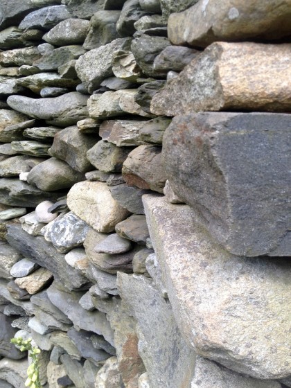 closeup of a curved stone wall