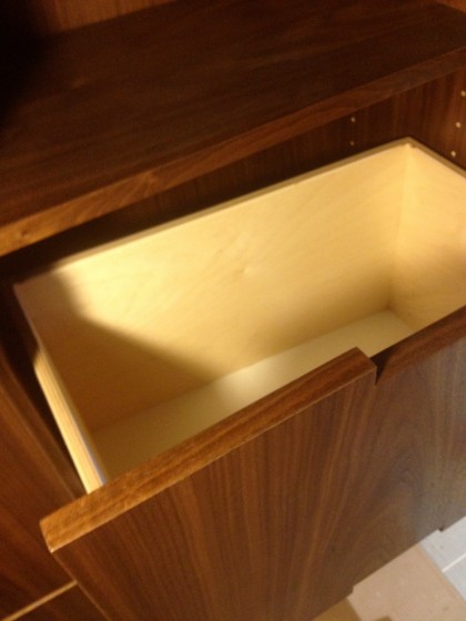 nice deep drawers
